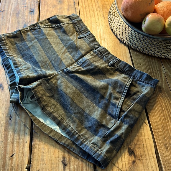 Madewell Pants - Madewell Black/Taupe Striped Denim Shorts with pockets